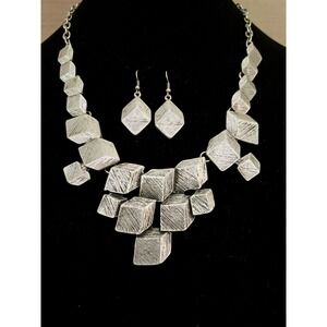 Tekeli 3D Geometric Cube Necklace Earrings Set 20"